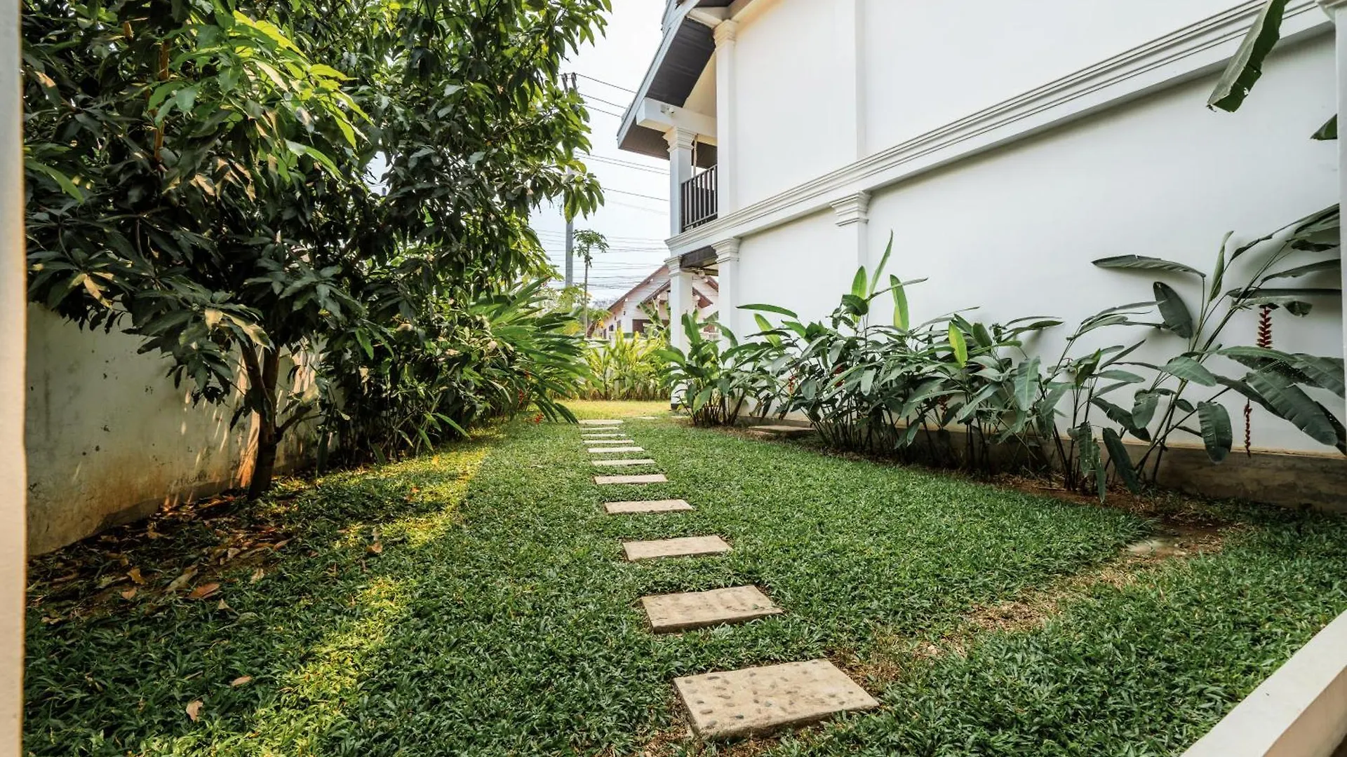 Manyo Hotel And Resort Luang Prabang 4*,  Laos