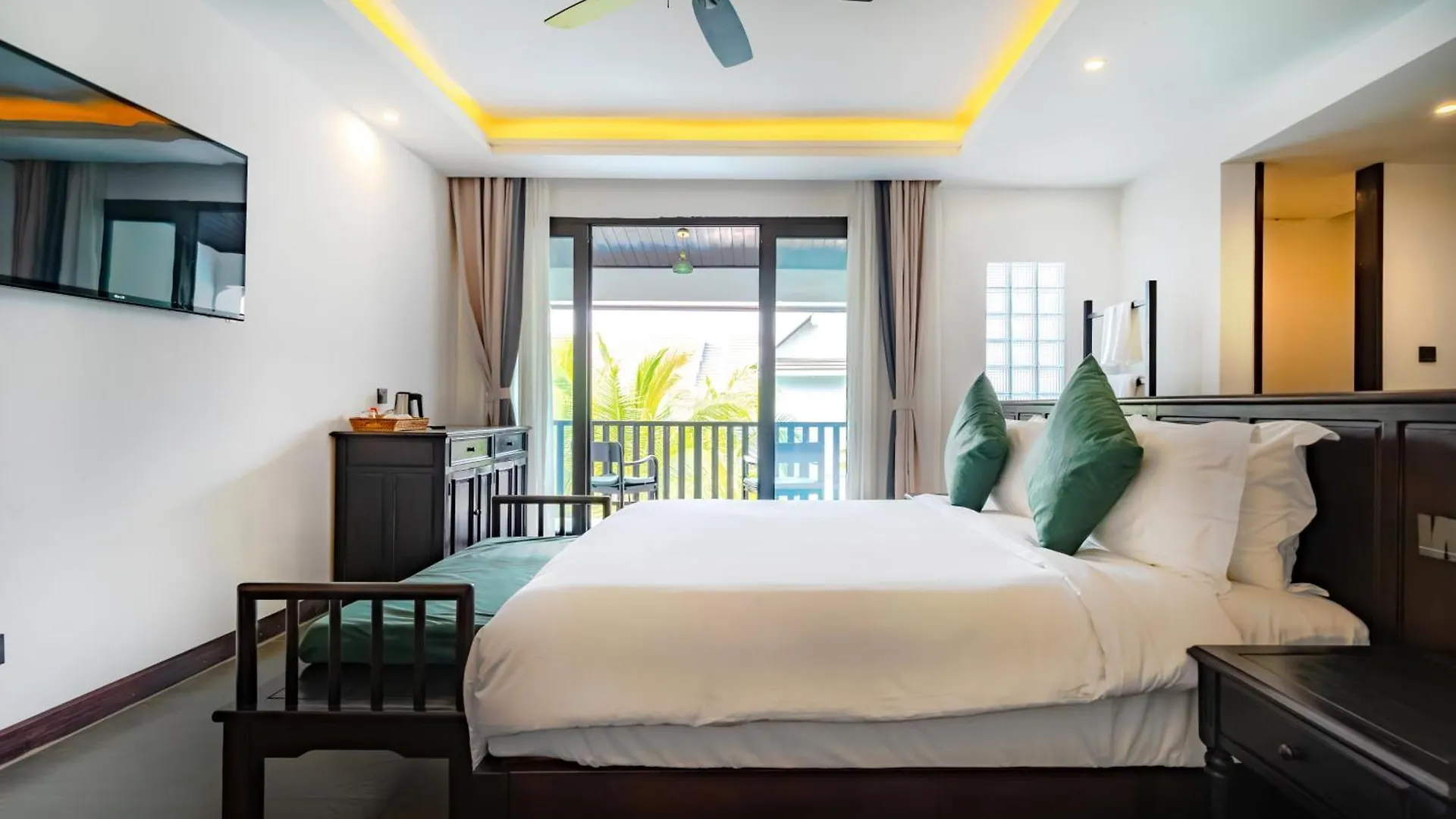 Manyo Hotel And Resort Luang Prabang Laos