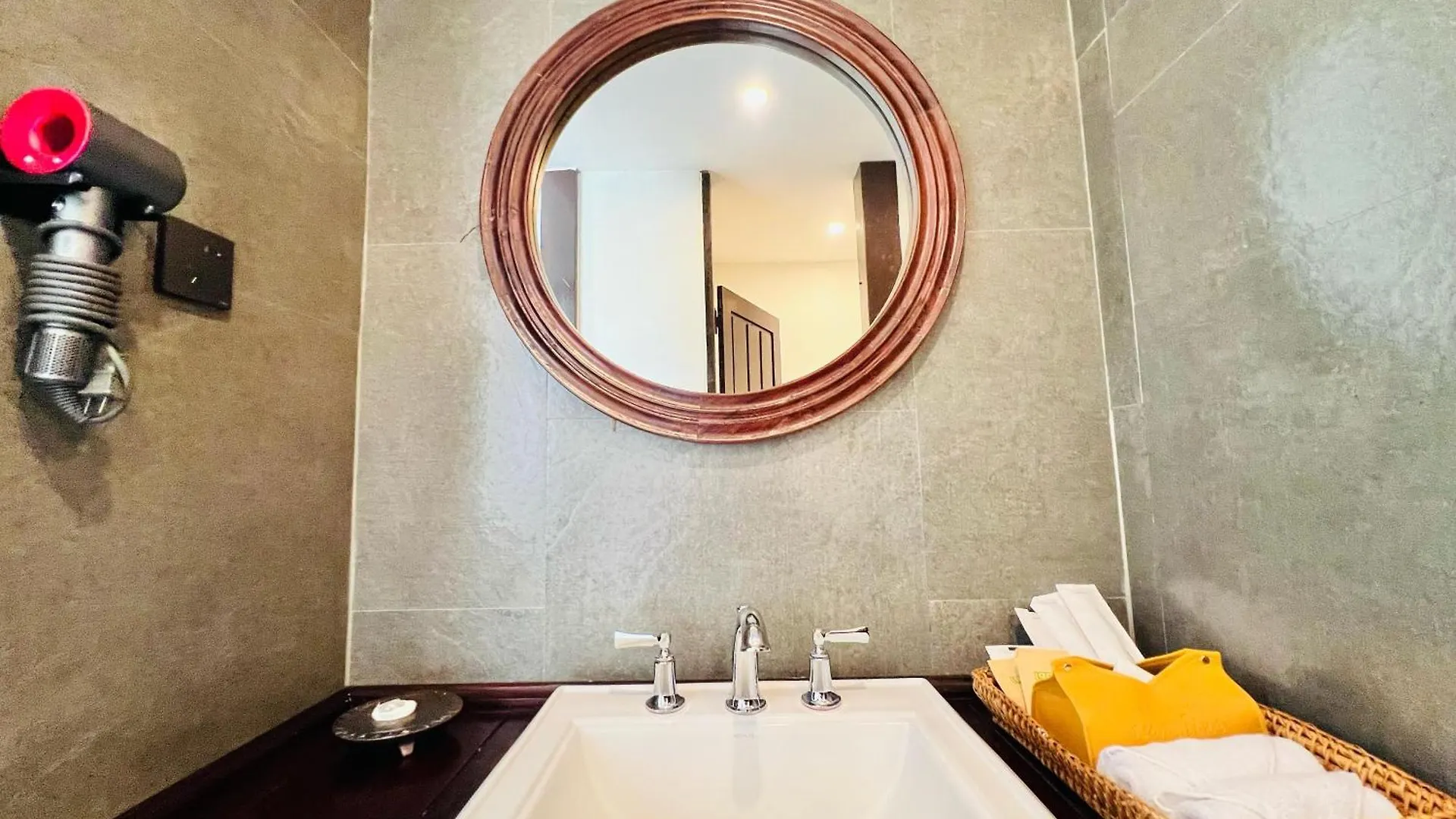 ****  Manyo Hotel And Resort Luang Prabang Laos