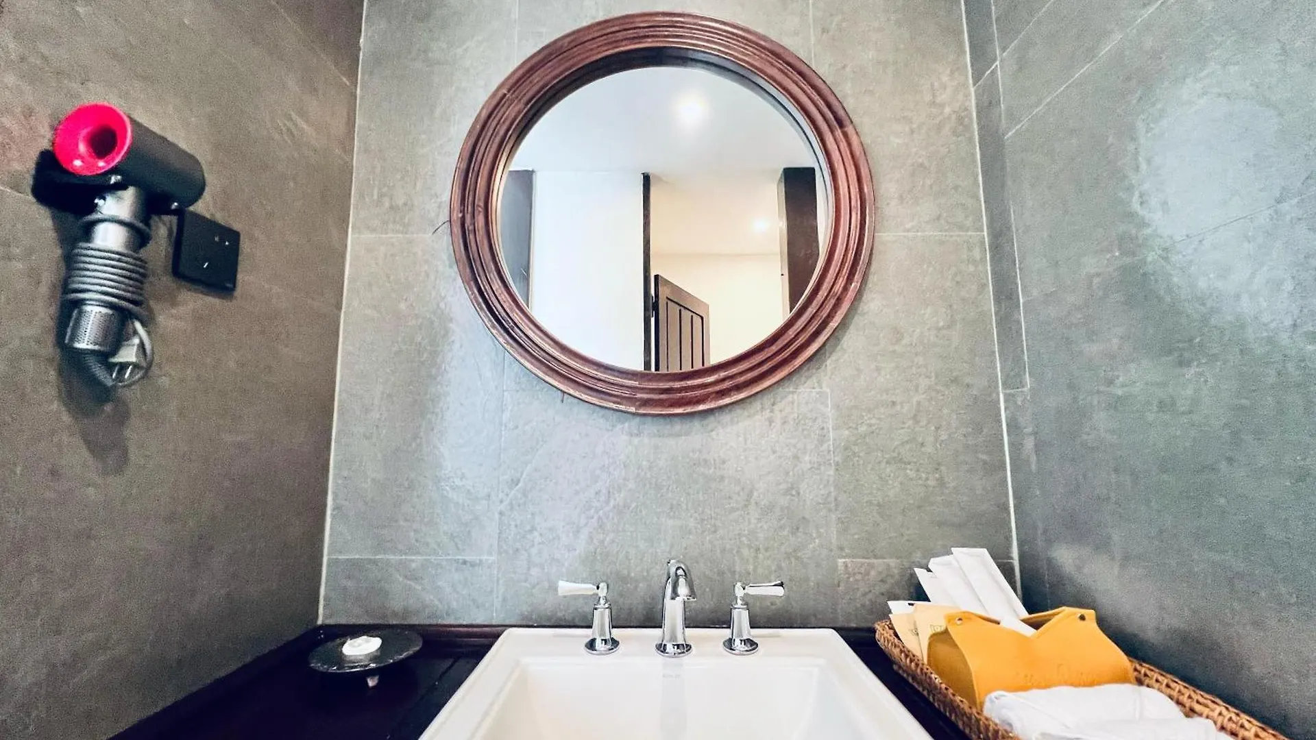 Manyo Hotel And Resort Luang Prabang